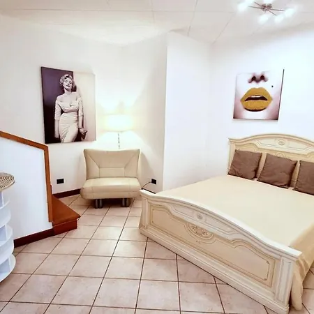 Relax Apartments Ev Apartamento Castelnuovo del Garda